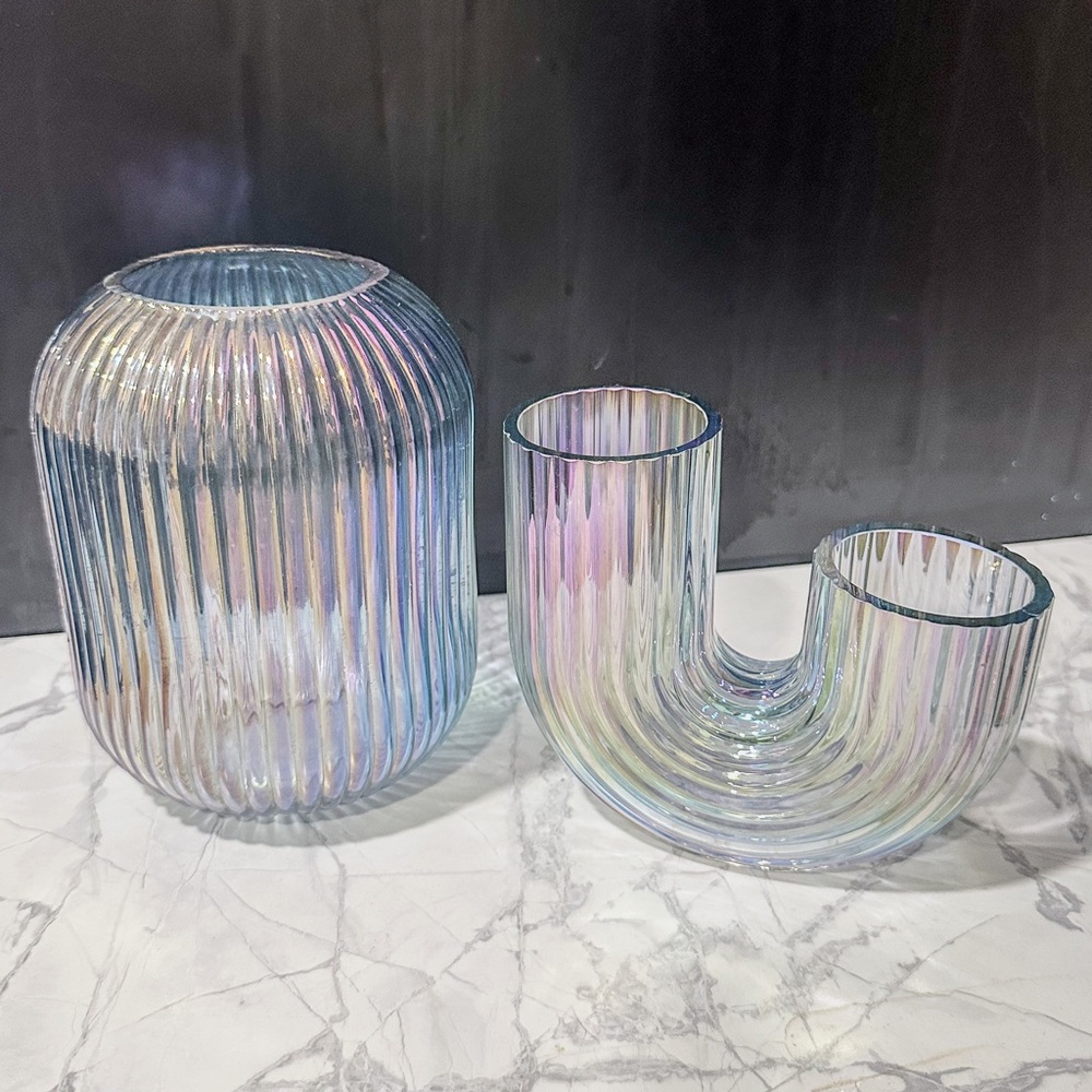 Ikea Blue Pearl Iridescent RÄFFELBJÖRK Vases (set of 2)